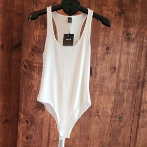 SHEIN White Sleeveless Bodysuit